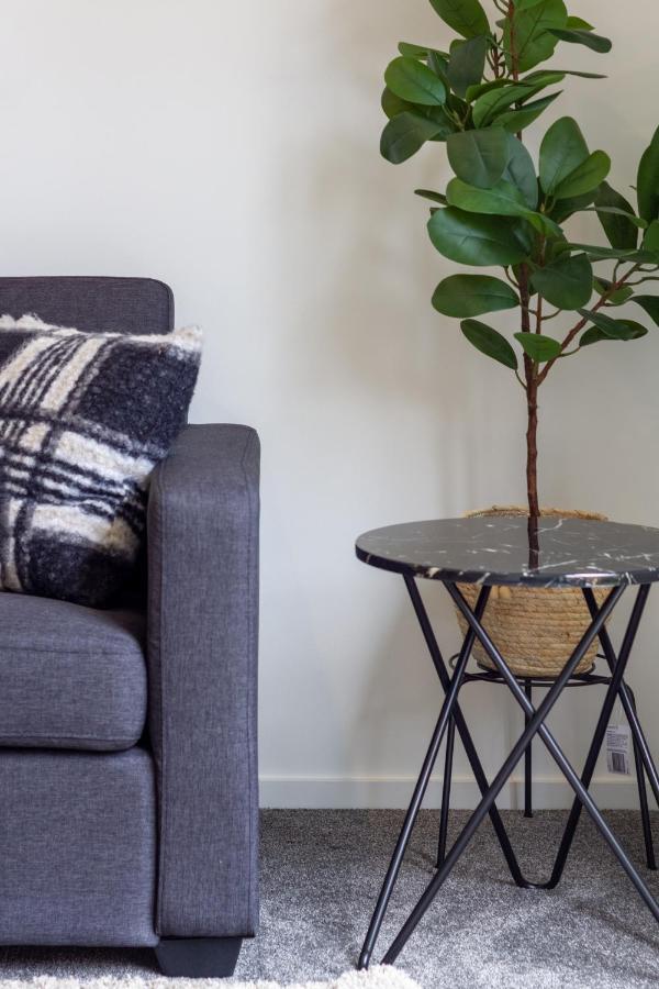 Апартаменты Upper Riccarton Dream - 2 Bed 2 Bath W/Carpark Крайстчёрч Экстерьер фото