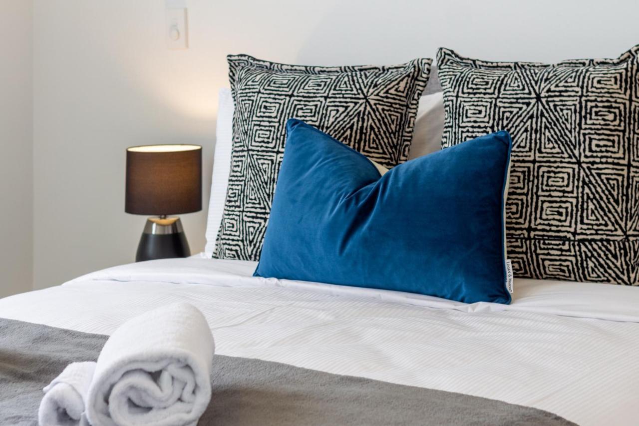 Апартаменты Upper Riccarton Dream - 2 Bed 2 Bath W/Carpark Крайстчёрч Экстерьер фото