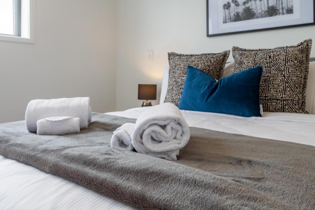 Апартаменты Upper Riccarton Dream - 2 Bed 2 Bath W/Carpark Крайстчёрч Экстерьер фото