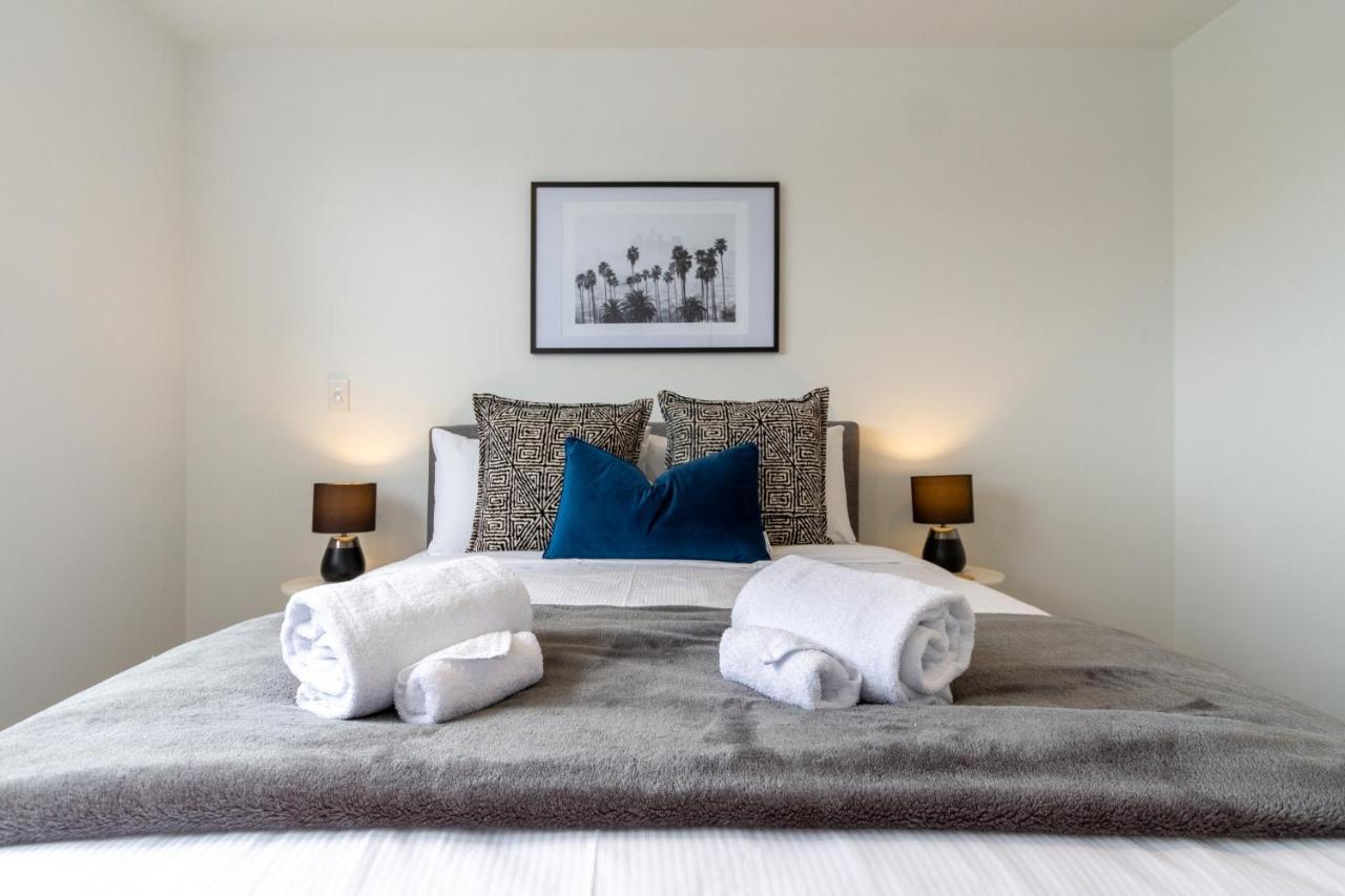 Апартаменты Upper Riccarton Dream - 2 Bed 2 Bath W/Carpark Крайстчёрч Экстерьер фото